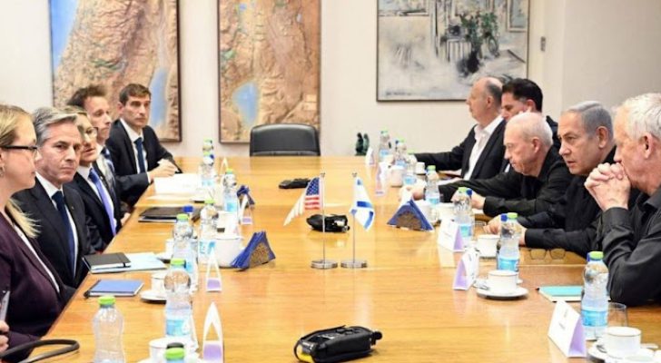 صورة حول : جيش الاحتلال: بلينكن ونتنياهو في غرفة محصنة بعد دوي صفارات الإنذار جيش الاحتلال: بلينكن ونتنياهو في غرفة محصنة بعد دوي صفارات الإنذار