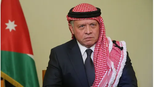 الملك يؤكد مطالبته المجتمع الدولي للضغط لوقف الفوري لإطلاق النار في غزة