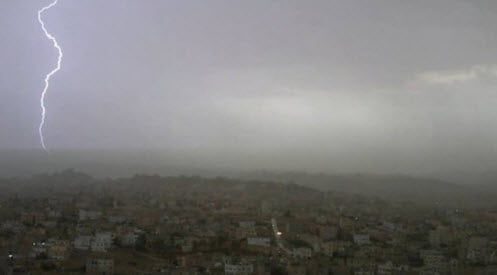 صورة حول : أمطار رعدية في عدة مناطق اليوم الأربعاء أمطار رعدية في عدة مناطق اليوم الأربعاء