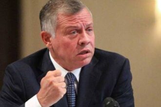 الملك يؤكد ضرورة تكثيف العمل مع المجتمع الدولي لوقف الحرب على غزة