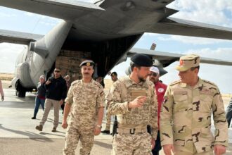 ولي العهد يصل على متن طائرة عسكرية أردنية إلى مطار العريش