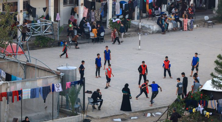 الصحة العالمية تحذر من انتشار الأمراض بقطاع غزة