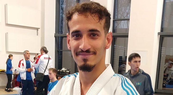 شقرة ينافس على الميدالية البرونزية في بطولة موسكو للكاراتيه