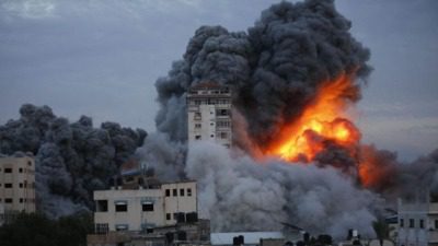 صورة حول : فيديوهات.. حكومة الاحتلال تفترض وقوف العالم إلى جانبهم في حرب الإبادة التي تشنها ضد غزة فيديوهات.. حكومة الاحتلال تفترض وقوف العالم إلى جانبهم في حرب الإبادة التي تشنها ضد غزة