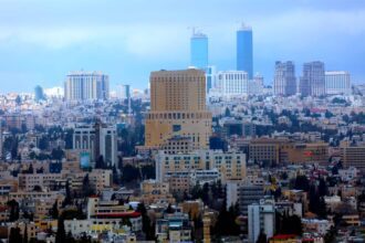 الأجواء اليوم باردة نسبياً في معظم المناطق