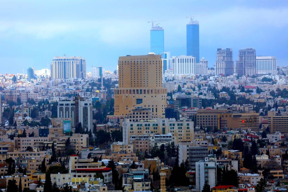 صورة حول : الأجواء اليوم باردة نسبياً في معظم المناطق الأجواء اليوم باردة نسبياً في معظم المناطق