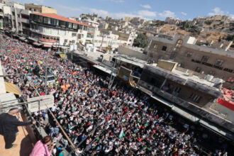 مسيرة بوسط البلد في عمان وإربد تنديدا بعدوان الاحتلال على غزة