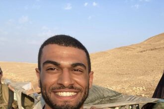 جيش الاحتلال يعلن مقتل ضابط وإصابة جندي شمال قطاع غزة