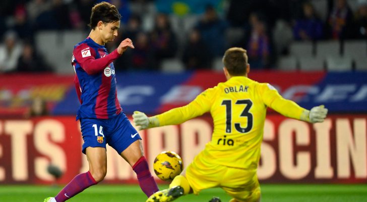 فيليكس يقود برشلونة للفوز على أتلتيكو مدريد