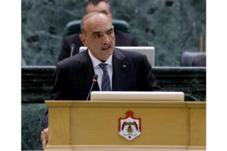 الخصاونة: الأجهزة الرسمية لا تتواطأ مع أحد