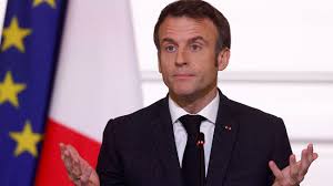 ماكرون يعلن عدم مشاركة فرنسا بالضربات الجوية ضد الحوثيين