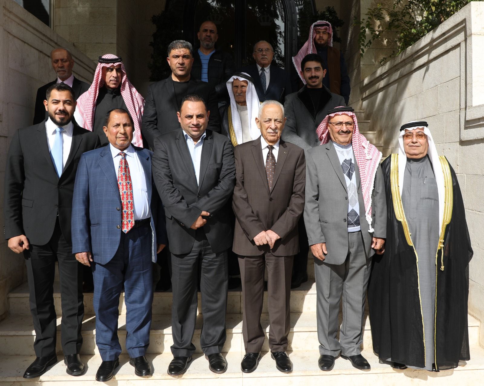 صورة حول : العيسوي يلتقي فعاليات مجتمعية نسائية وشبابية ومؤسسات مجتمع مدني العيسوي يلتقي فعاليات مجتمعية نسائية وشبابية ومؤسسات مجتمع مدني