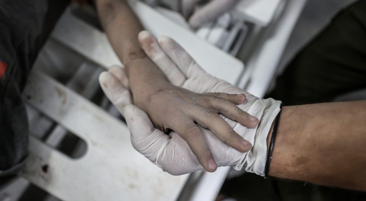 صورة حول : الهلال الأحمر الفلسطيني: نفاد مخزون الاكسجين الخاص بمستشفى الأمل في خان يونس الهلال الأحمر الفلسطيني: نفاد مخزون الاكسجين الخاص بمستشفى الأمل في خان يونس