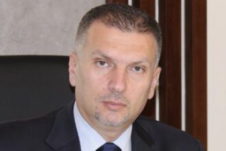 المحروق يوضح بشأن فرض عمولة على خدمات CliQ في الأردن