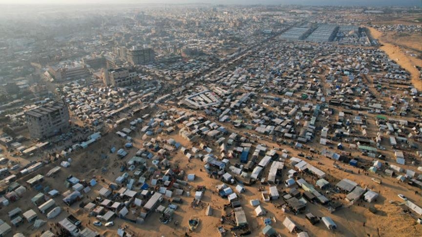 هيئة البث: مصر هددت إسرائيل بتعليق معاهدة السلام حال تحركت برفح