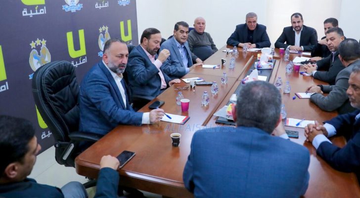 أندية المحترفين ترفض دعم الاتحاد المالي وتصفه بـالتعويض