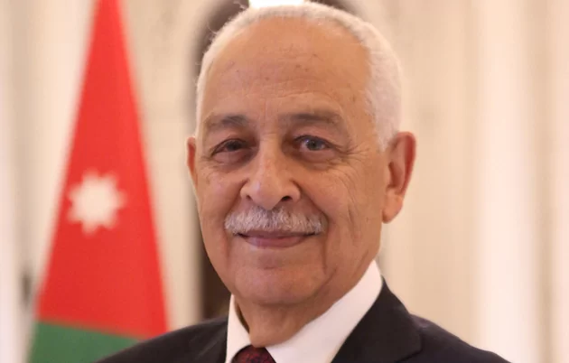 مندوبا عن الملك وولي العهد .. العيسوي يعزي عشيرة أبو الفيلات