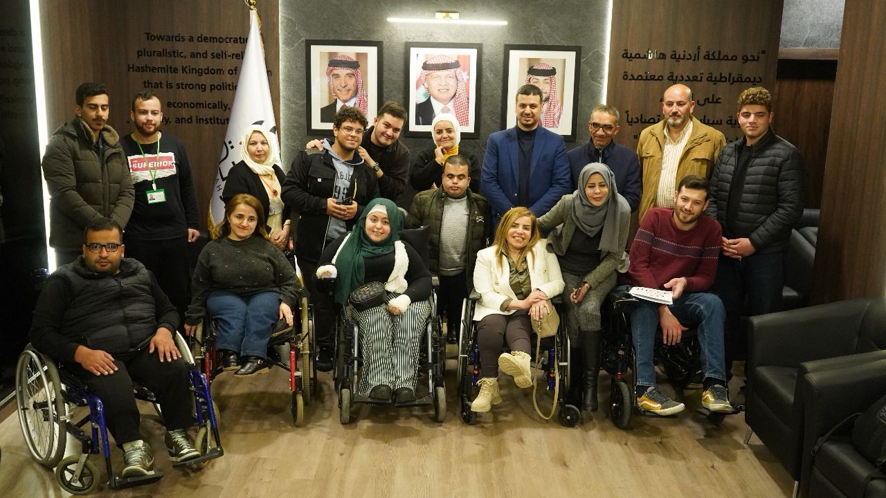"إرادة" ينظم ورشة لدعم ذوي الإعاقة بحضور العين آسيا ياغي