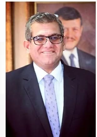 صورة حول : من يحمي المستهلك من يحمي المستهلك