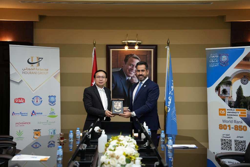 سفارة مملكة تايلند في الأردن تزور جامعة عمان الأهلية