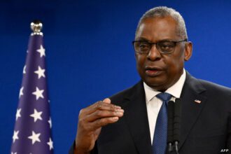 وزير الدفاع الأمريكي: جاهزون لتقديم الدعم في الدفاع عن تل أبيب