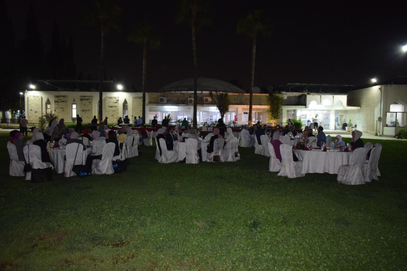 بالصور .. الجمعية الأردنية للعلوم التربوية تُكرم المشاركين في المؤتمر التربوي السنوي الثامن