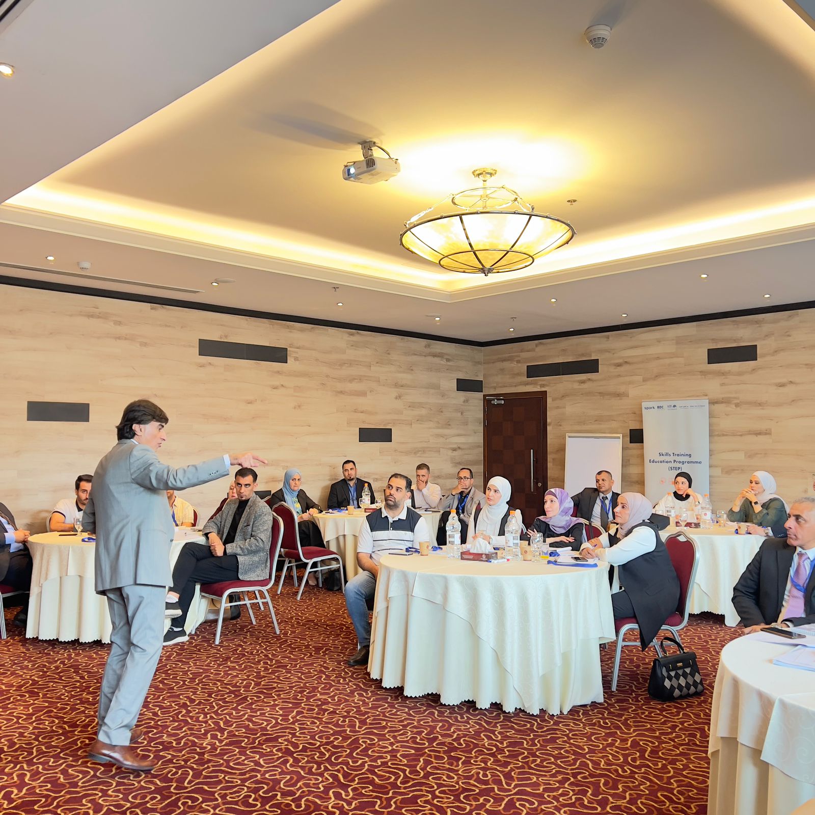 مركز تطوير الأعمال - BDC يُطلق تدريب المدربين (TOT) لتدريب أساتذة الجامعات الاردنية