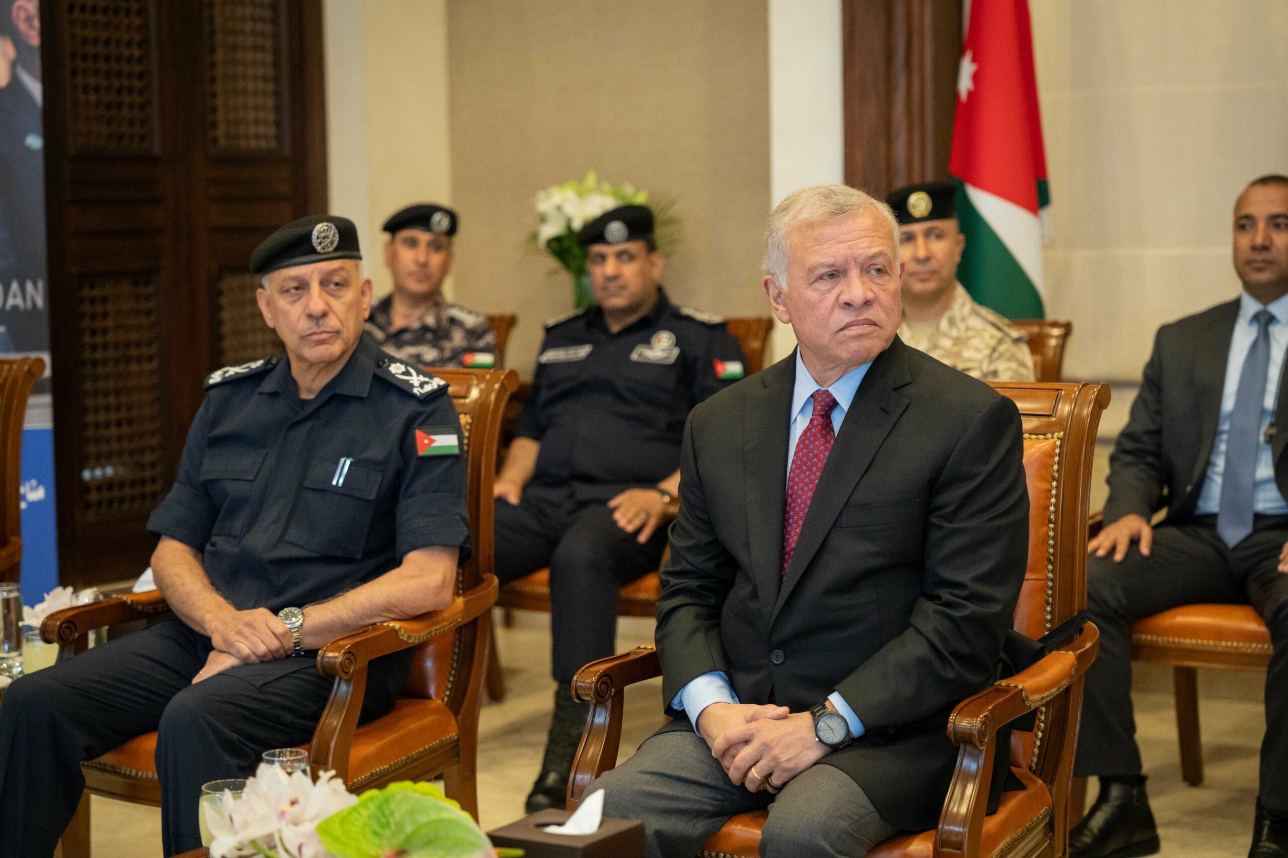 بالفيديو.. الملك يتابع تمرين " سواعد النشامى"