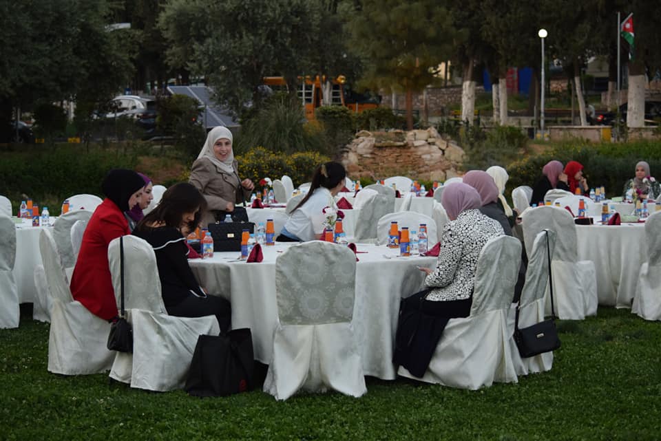 بالصور .. الجمعية الأردنية للعلوم التربوية تُكرم المشاركين في المؤتمر التربوي السنوي الثامن