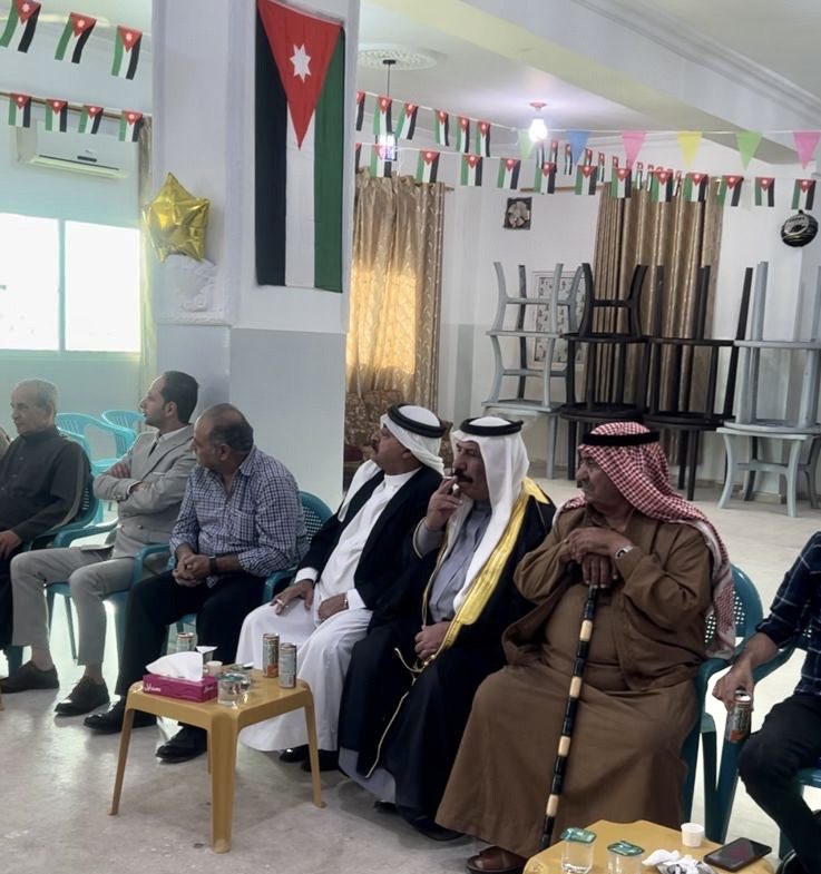 صورة حول : اجتماع توافقي لابناء الطفيلة في الزرقاء (صور) اجتماع توافقي لابناء الطفيلة في الزرقاء (صور)