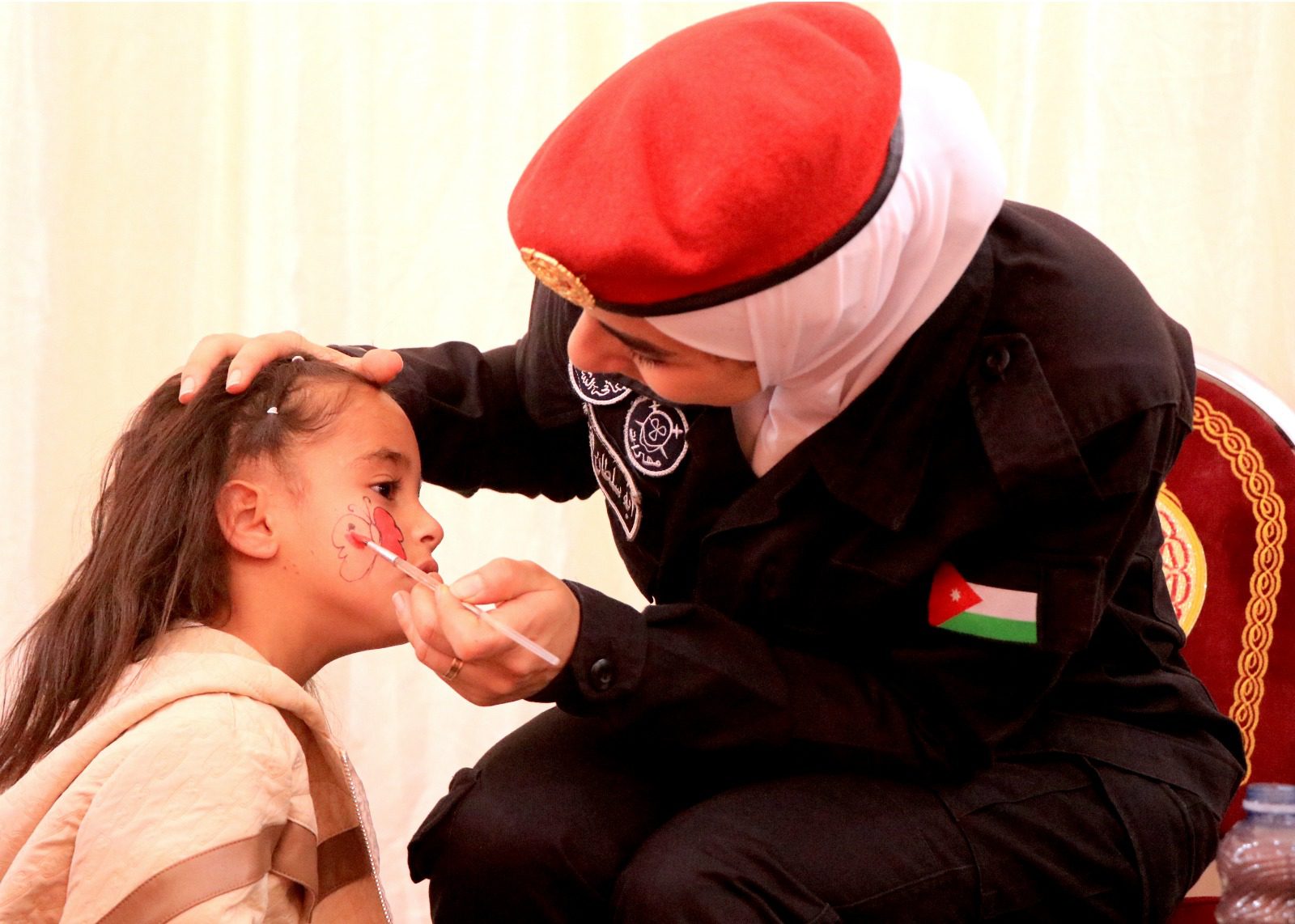 صورة حول : إفطارات رمضانية للنزلاء وذويهم على موائد مركز الاصلاح والتأهيل العسكري إفطارات رمضانية للنزلاء وذويهم على موائد مركز الاصلاح والتأهيل العسكري