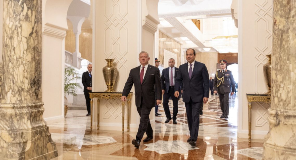 صورة حول : جلالة الملك والرئيس المصريّ يؤكدان عَلى ضرورة التوصل لهدنة إنسانيّة جلالة الملك والرئيس المصريّ يؤكدان عَلى ضرورة التوصل لهدنة إنسانيّة