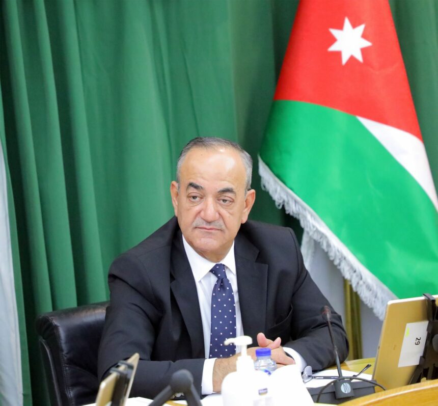 صورة حول : ابو رمان يكتب : "الهندي" عين وضمير ابو رمان يكتب : "الهندي" عين وضمير