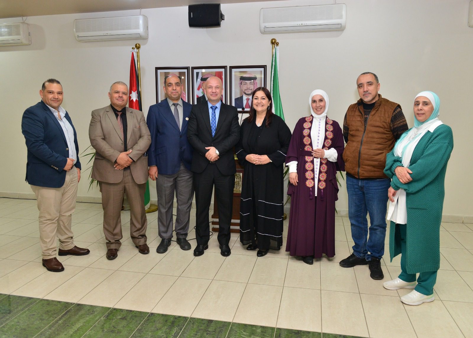 نادي جامعة البترا ينظم إفطارًا رمضانيًا لأعضاء النادي وأسرهم