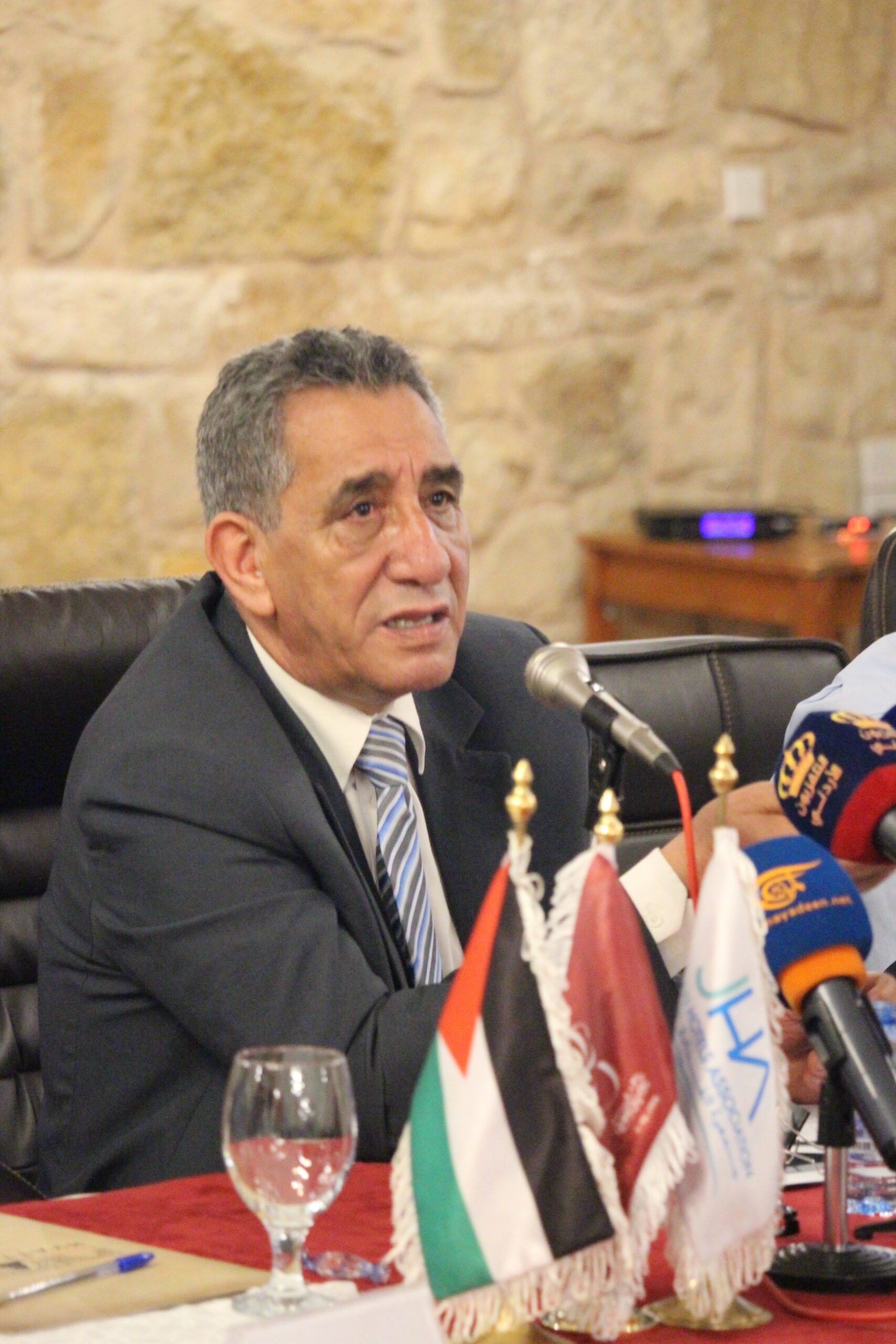 هلالات خلال جولة إعلامية في البترا : الخدمات تواجه تحديات حرجة عدة