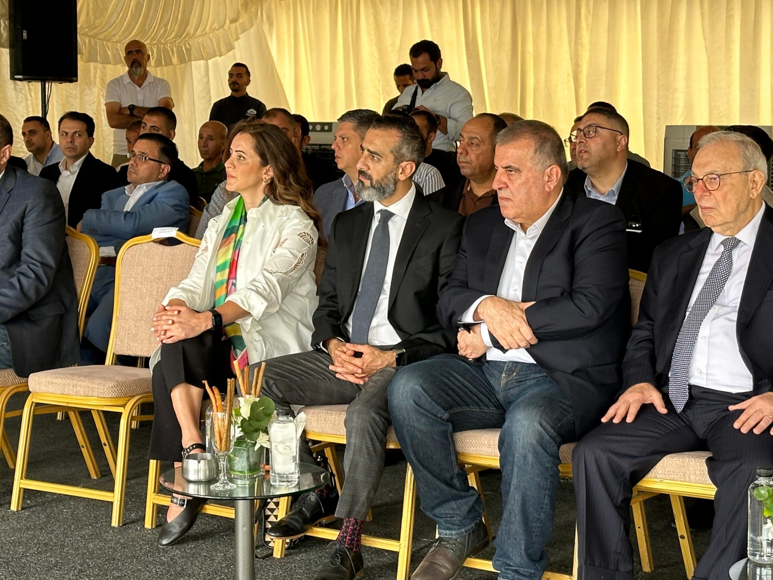 بالصور.. أسطول نقل جديد لأمانة عمان من المركزية للتجارة والمركبات