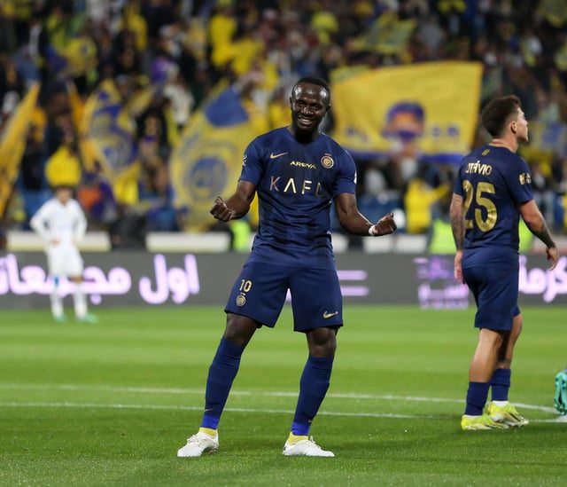 النصر يكتسح شباك أبها بثمانية