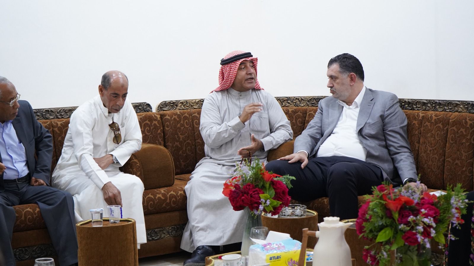 البطاينة: المشاركة السياسية ودعم المسيرة بمثل هذه الظروف واجب على كل أردني ..فيديو وصور