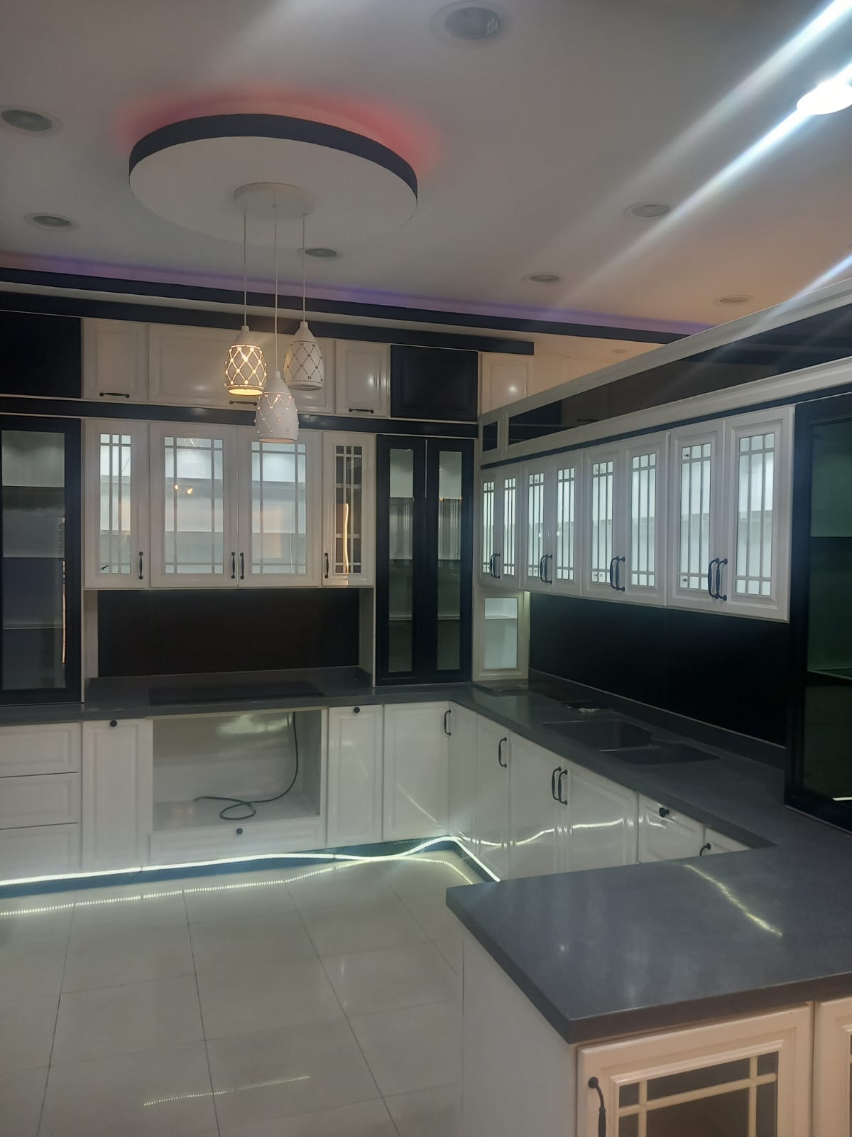 عبدالحميد محمد علي مثال عالي للشخصيه اليمنيه