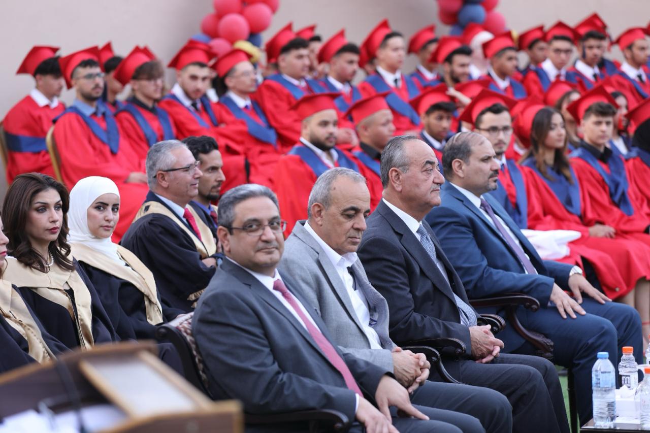 الهندي يرعى حفل تخريج الفوج التاسع عشر من المدرسة الأردنية الفندقية