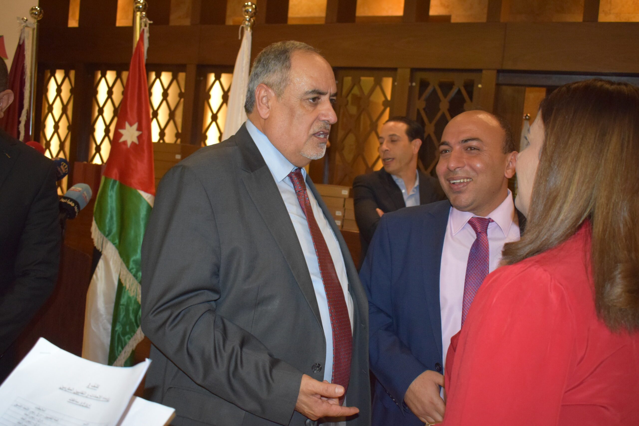 صورة حول : الاتحاد العام لنقابات عمال الأردن يحتفل بذكرى الاستقلال: تكريم للإنجازات ودعم للتعاون الوطنيّ في رحلة بناء مستقبل مُشرق الاتحاد العام لنقابات عمال الأردن يحتفل بذكرى الاستقلال: تكريم للإنجازات ودعم للتعاون الوطنيّ في رحلة بناء مستقبل مُشرق