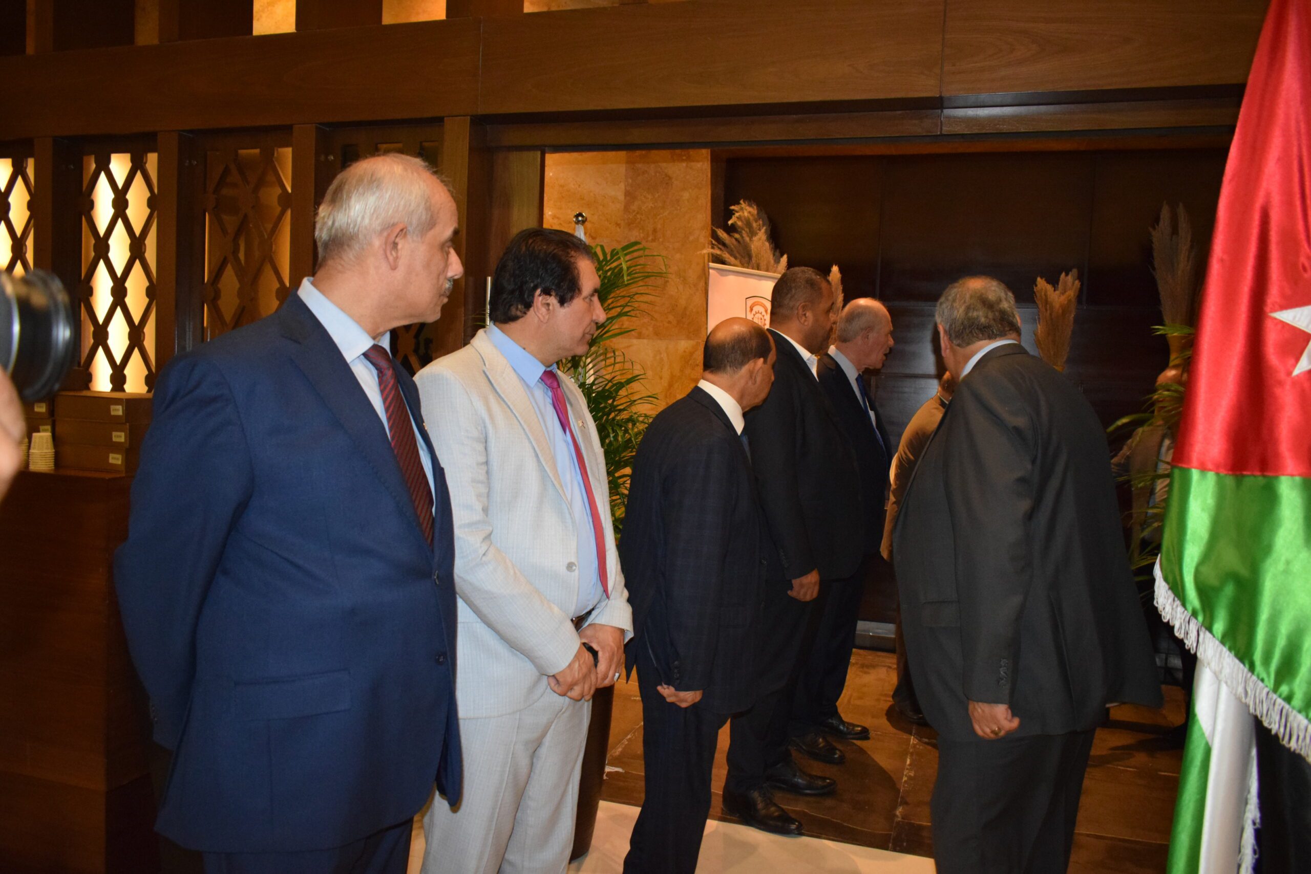 صورة حول : الاتحاد العام لنقابات عمال الأردن يحتفل بذكرى الاستقلال: تكريم للإنجازات ودعم للتعاون الوطنيّ في رحلة بناء مستقبل مُشرق الاتحاد العام لنقابات عمال الأردن يحتفل بذكرى الاستقلال: تكريم للإنجازات ودعم للتعاون الوطنيّ في رحلة بناء مستقبل مُشرق