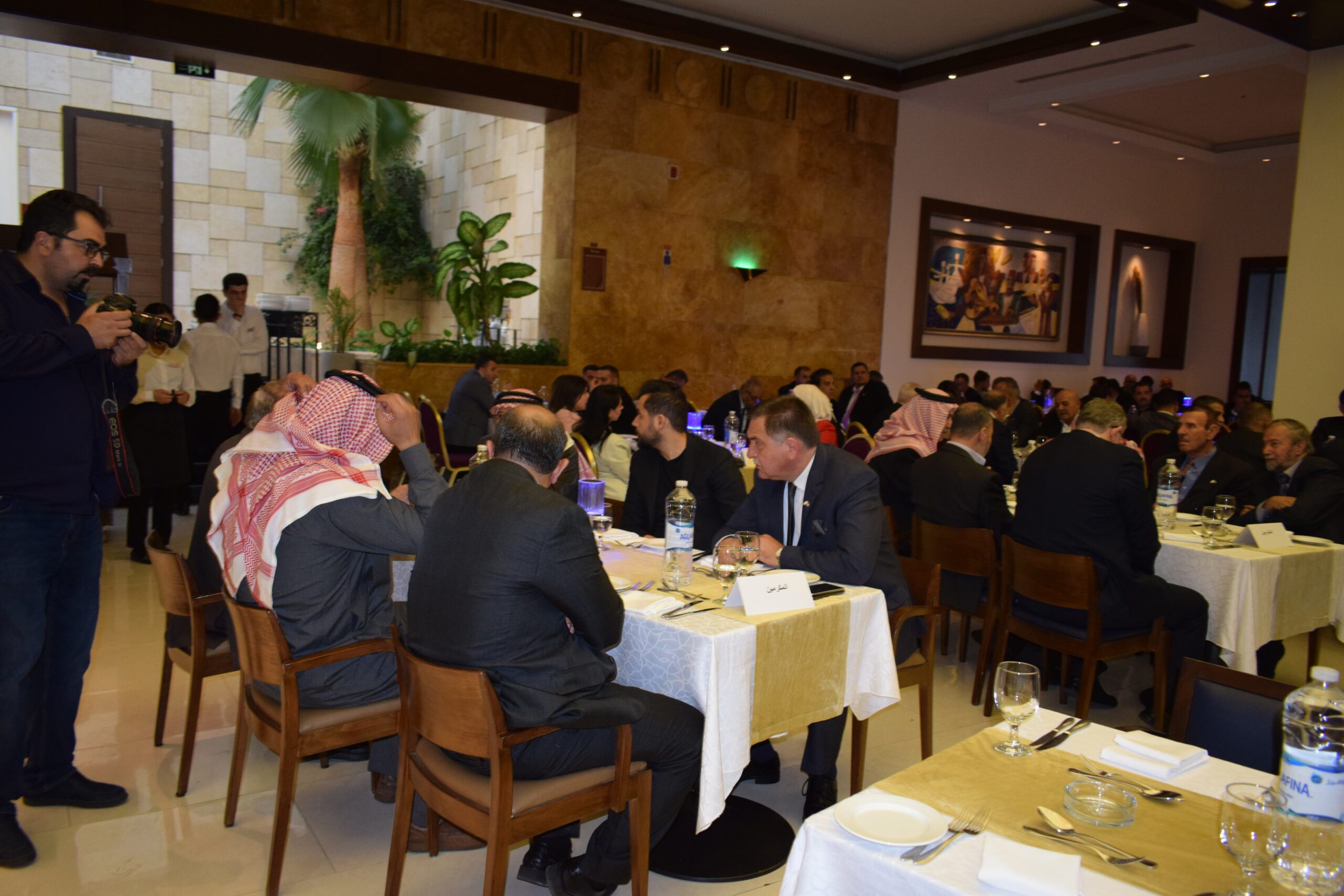 صورة حول : الاتحاد العام لنقابات عمال الأردن يحتفل بذكرى الاستقلال: تكريم للإنجازات ودعم للتعاون الوطنيّ في رحلة بناء مستقبل مُشرق الاتحاد العام لنقابات عمال الأردن يحتفل بذكرى الاستقلال: تكريم للإنجازات ودعم للتعاون الوطنيّ في رحلة بناء مستقبل مُشرق