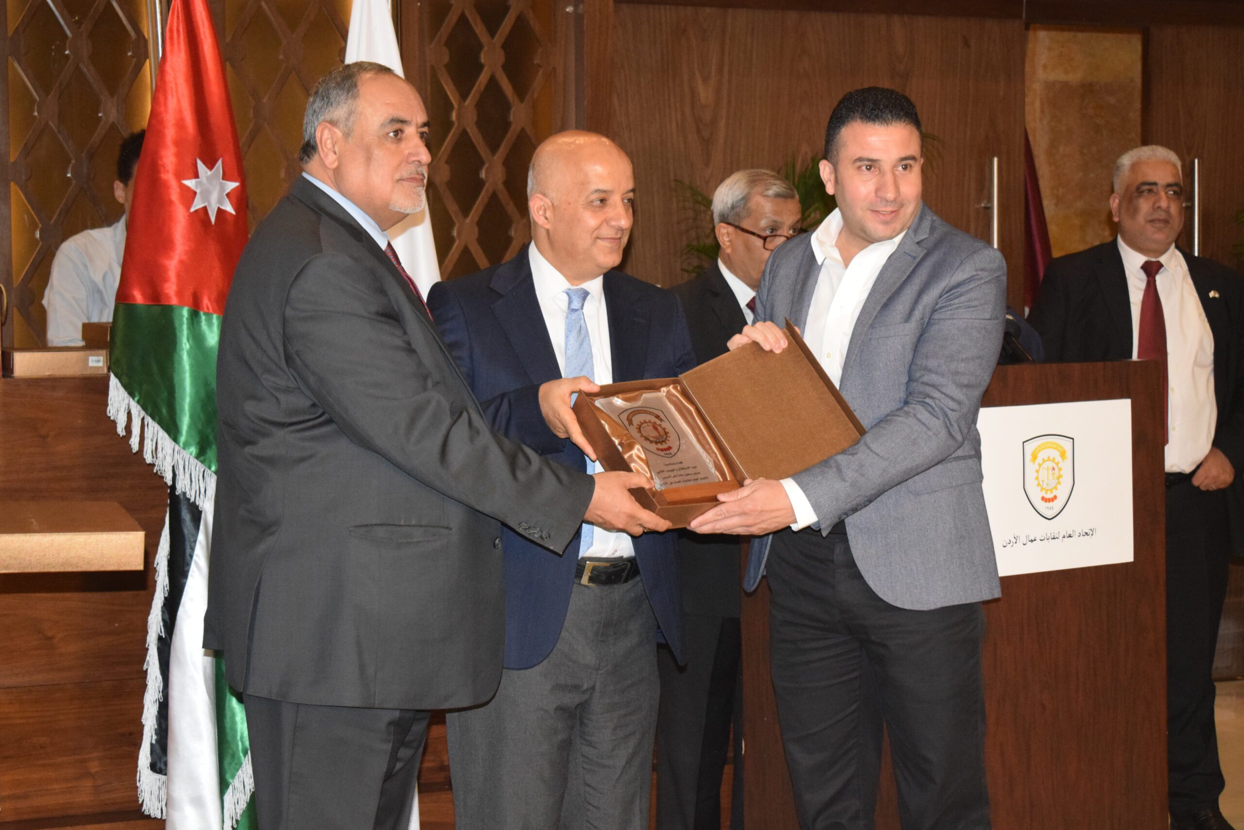 الاتحاد العام لنقابات عمال الأردن يحتفل بذكرى الاستقلال: تكريم للإنجازات ودعم للتعاون الوطنيّ في رحلة بناء مستقبل مُشرق