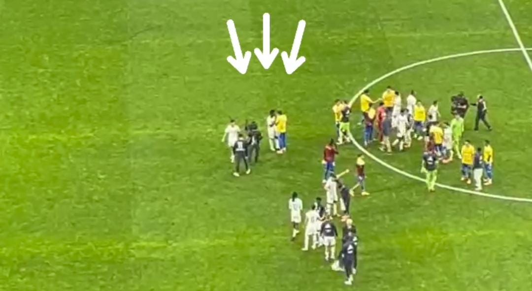 لاعب قادش يعتذر مِن لاعب مدريد فينيسيوس جونيور