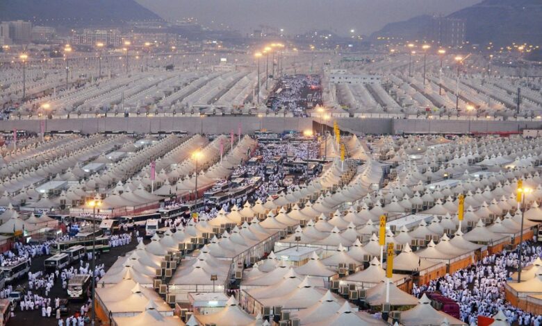 حجاج بيت الله الحرام يستعدون للانطلاق إلى مشعر منى الجمعة