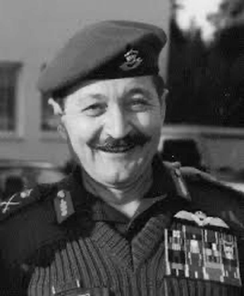 الفريق أول الطيار المقاتل إحسان شردم في ذمة الله