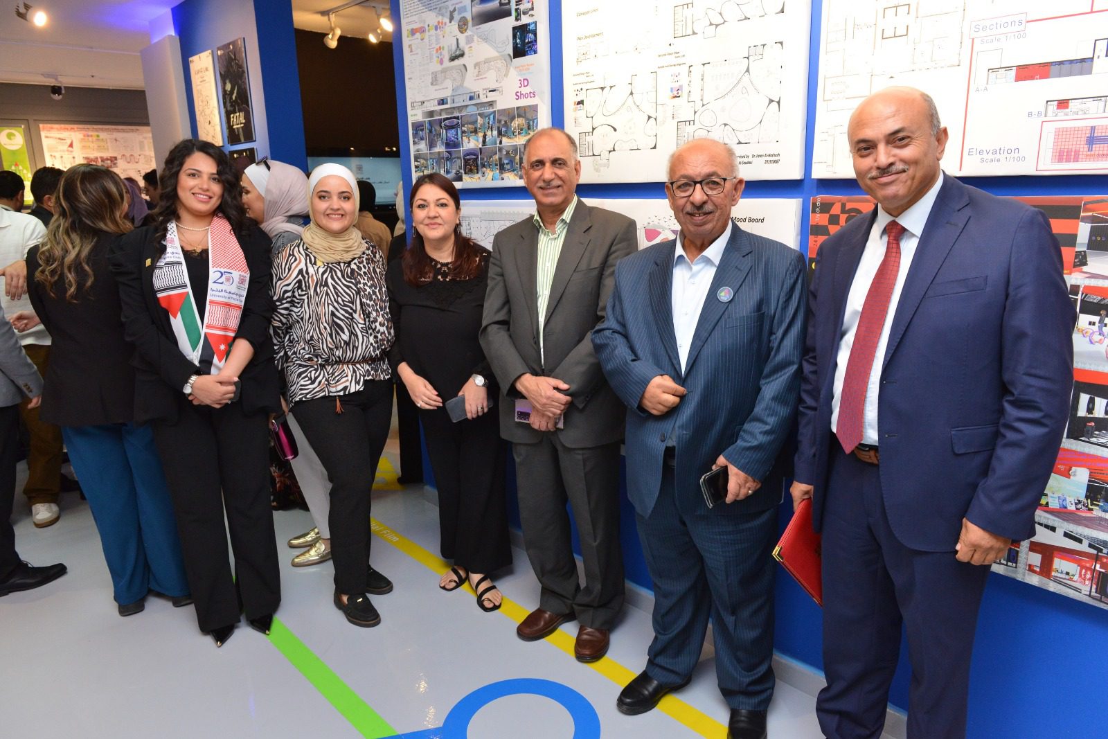 كلية العمارة والتصميم في جامعة البترا تفتتح معرضها السنوي "صامدون" وتعقد يومها العلمي عن "التراث والتغير المناخي"