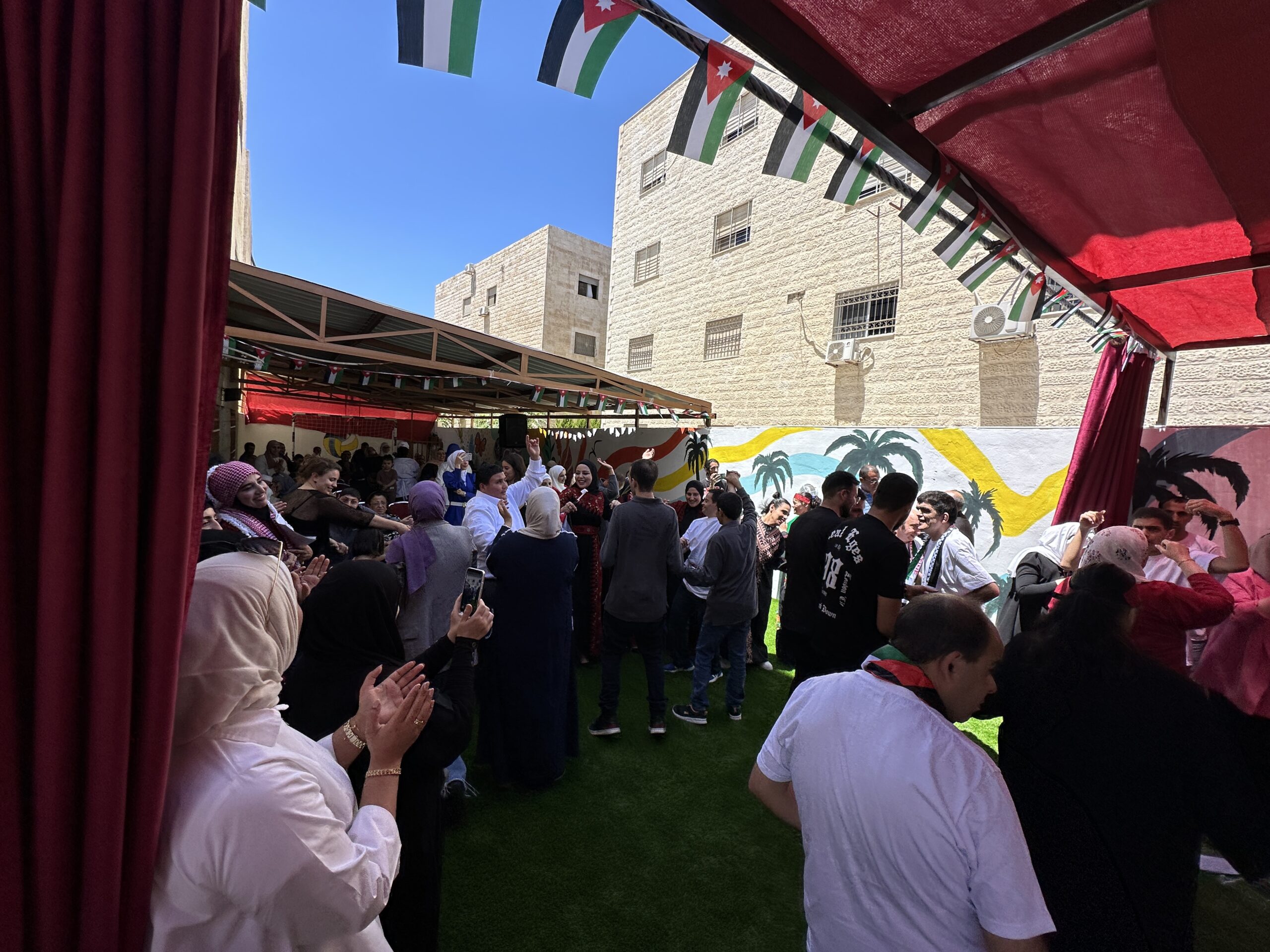 أكاديمية الشرق الأوسط للتربية الخاصة تَحتفل بذكرى تأسيسها واليوبيل الفضي