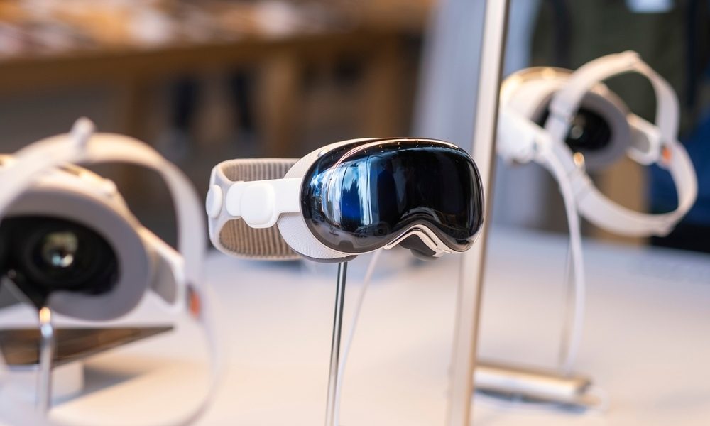 نظارة أبل "فيجن برو" في الأسواق قريبًا